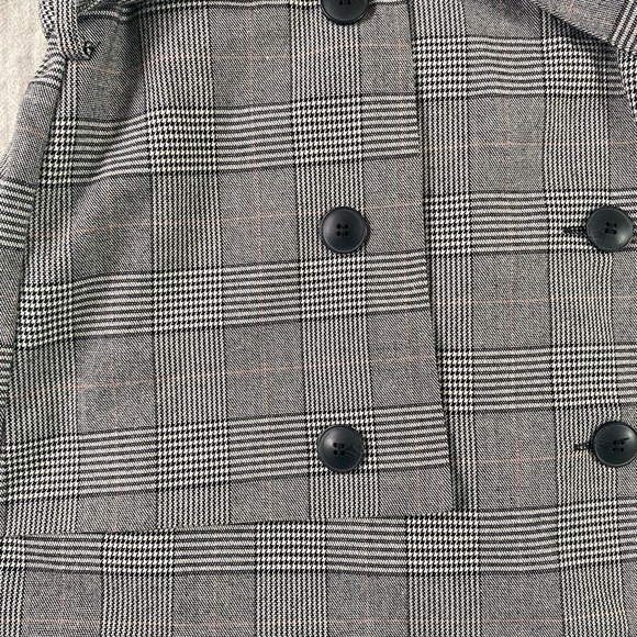 Zara Plaid Miniskirt, Size XS 💖 - Picture 4 of 9